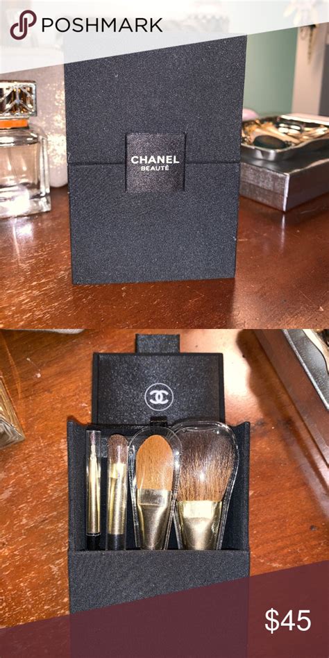 chanel mini travel brush set